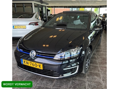 VOLKSWAGEN GOLF 1.4 TSI GTE Connected Series - Panodak - NAP!