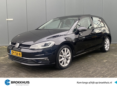 VOLKSWAGEN GOLF 1.5 TSI 150pk Highline Automaat | Camera | Keyless | Navigatie | Alcantara | Full LED | 17