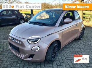 Fiat 500 E- Icon-PanoDak- 42KW- Snelladen-meer.