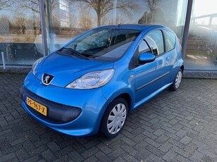 Peugeot 107 1.0-12V XR