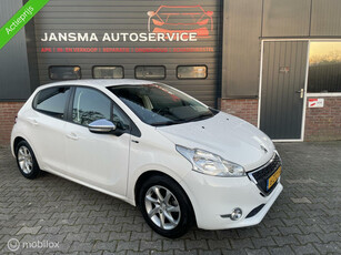 Peugeot 208 1.2 nieuwe distributie. Navigatie GARANTIE