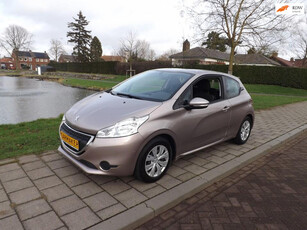 Peugeot 208 1.2 VTi Active