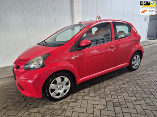 Toyota Aygo 1.0-12V +|eerste eigenaar|airco|5 deurs