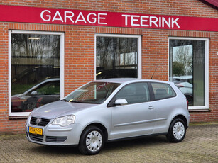 Volkswagen Polo 1.2-12V Turijn 64PK 3drs airco, elektr.ramen, stuurbekr, radio/cd RIJKLAAR