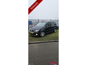 Volkswagen Touran 1.4 TSI Cross