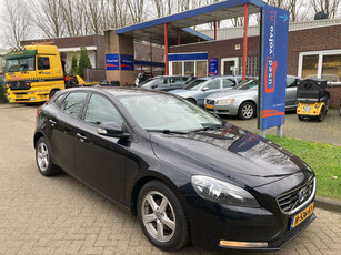 Volvo V40 1.6 115PK D2 Zeer netjes NIEUWE APK!