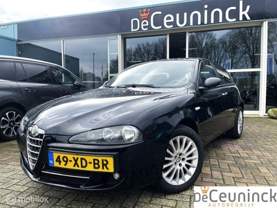 Alfa Romeo 147 1.6 T.Spark Business//Leer// Nieuwe A.P.K.