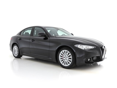 Alfa Romeo Giulia 2.0T Super Black-Line 200 Pk Aut.