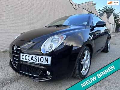 Alfa Romeo MiTo 1.4 Progression Climate Cruise PDC APK