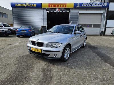 BMW 1-serie 116i Goed rijdende en nette auto,Airco,Electr