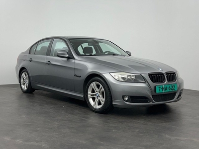 BMW 3 Serie 318i Business Line Navi Sportstoelen Sedan