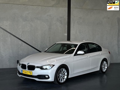 BMW 3-serie 320d AUT, Leer, Navigatie Prof. Head-Up,Facelift