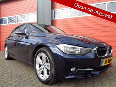 BMW 3-serie 320i Executive 184PK Automaat Navi Sportstoelen