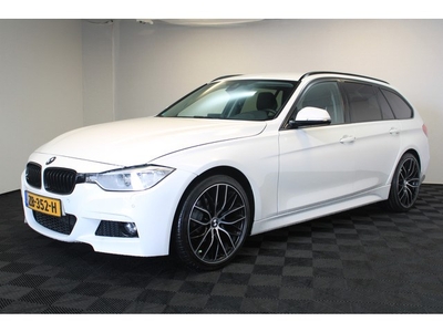 BMW 3 Serie Touring 318d Executive M-pakket navi