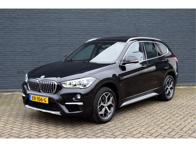 BMW X1 sDrive20i Orange Edition III Full Options Leder / panoramadak / X-Line / afneembare trekhaak