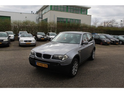 BMW X3 2.5i Airco/Cruise