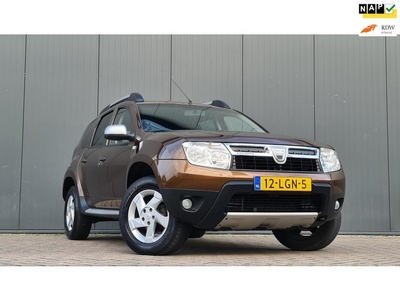 Dacia Duster 1.6i Lauréate LM velgen Trekhaak Airco 3e