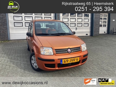 Fiat Panda 1.2 Sky Automaat met 88 Dkm !!! Nap !!! Nette