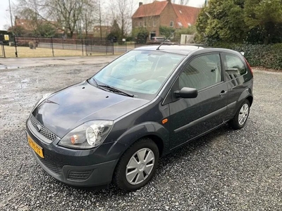 Ford Fiesta 1.3-8V Champion !NAP! AIRCO ! APK (bj 2006)