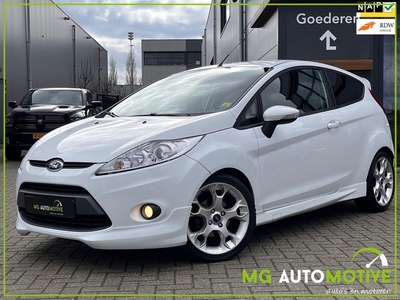 Ford Fiesta 1.6 Sport climate control PDC Trekhaak