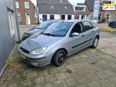 Ford Focus 1.6-16V FuturaLEERSCHADE5DRSAIRCOAPK 12-24