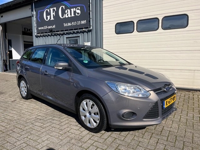 Ford Focus Wagon 1.0 EcoBoost Edition Plus 2014 AIRCO APK