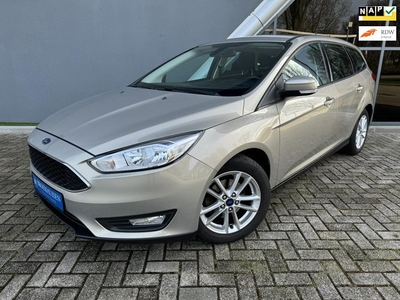 Ford Focus Wagon 1.0 Titanium 125pk Cruise control /