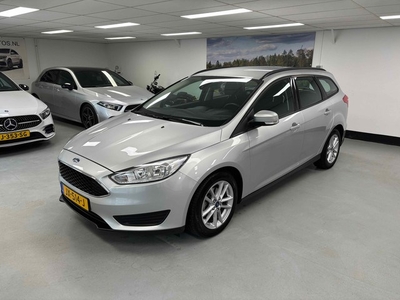 Ford FOCUS Wagon 1.0 Trend NAP NAVI Parkeersensoren Cruise