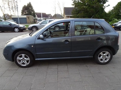 Škoda Fabia 1.4-16V Elegance (bj 2005)