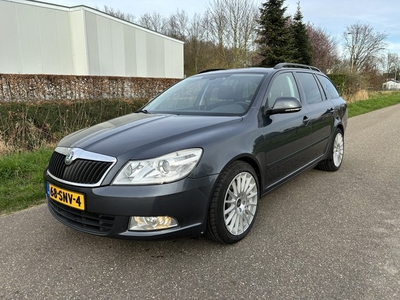 Škoda Octavia Combi 1.2 TSI Ambition Business Line /