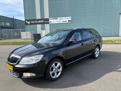 Škoda Octavia Combi 1.2 TSI Elegance Business Line Automaat