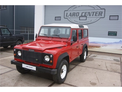 Land Rover Defender 2.5 110 Td5 13950 ex btw (bj 2001)