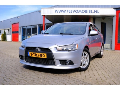 Mitsubishi Lancer Sportback 1.6 Edition Two LederClimaLMV