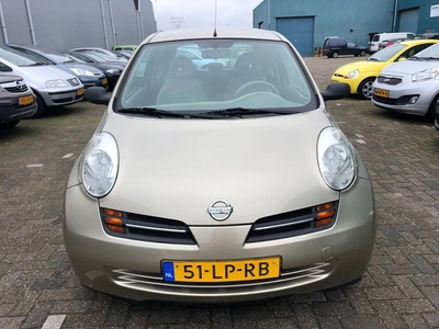 Nissan Micra 1.2 rijd super (bj 2003)