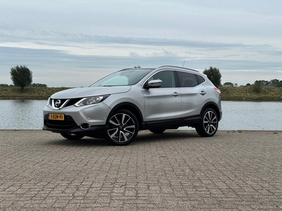 Nissan QASHQAI 1.2 Tekna Leder Pano 360 Stoelverwarming