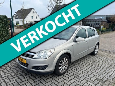 Opel Astra 1.4 Temptation Motor lampje brandt