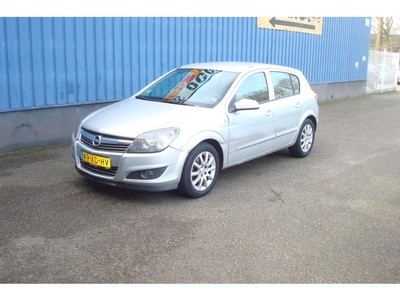 Opel Astra 1.6 Temptation - Automaat - 5 deurs - Airco -