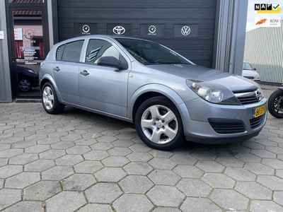 Opel Astra 1.9 CDTi Executive - APK - AIRCO -