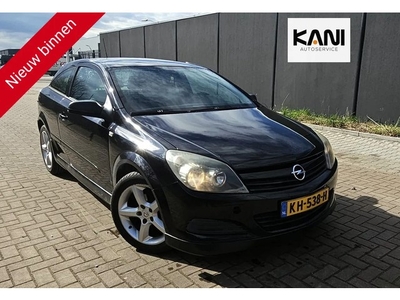 Opel Astra GTC 1.6 Enjoy (bj 2005)