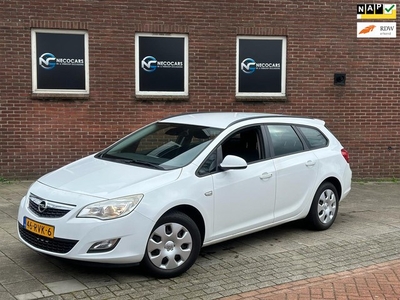 Opel Astra Sports Tourer 1.4 Edition / AIRCO / RIJST