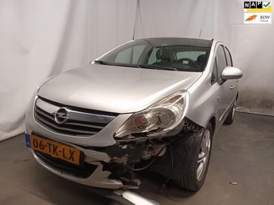 Opel Corsa 1.2-16V Business - Frontschade