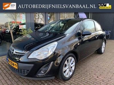 Opel Corsa 1.4-16V Cosmo Airco/Trekh./LM-Velg/Leder/NL-Auto