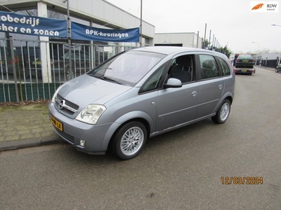 Opel Meriva 1.8-16V Cosmo