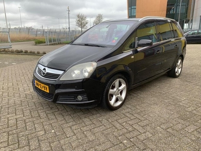 Opel Zafira 2.2 Executive Zwart 2007 Airco Cruise Navi 7-zit