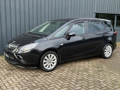 Opel Zafira Tourer 1.4 Cosmo 7p. NAVIGATIE!/7-PERSOONS!/APK!/