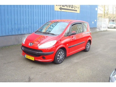 Peugeot 1007 1.4 Urban - Stuurbekrachtiging - 1 sleutel -