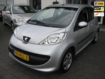 Peugeot 107 1.0-12V XS