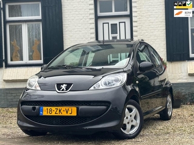 Peugeot 107 1.0-12V XS Urban MoveSchuifdakAirco