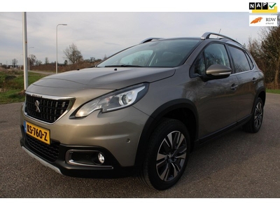 Peugeot 2008 1.2 PureTech Allure Panoramadak trekhaak