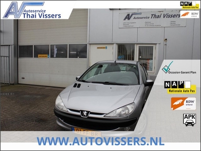 Peugeot 206 1.4 Gentry 5deurs Automaat Airco Apk 9-8-24